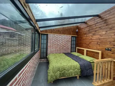 کلبه سه خوابه وان سنگی توآ