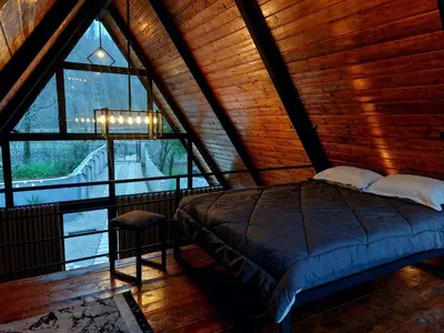 کلبه دوخوابه سوئیسی امیررضا