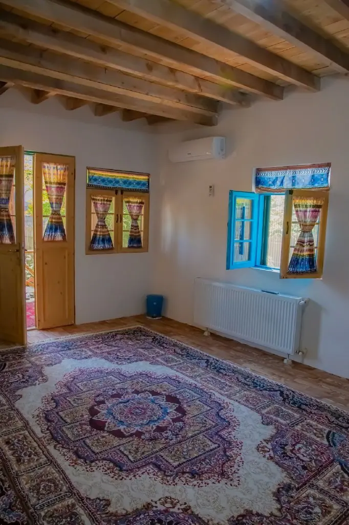 بوم گردی می جان - واحد چیچینی