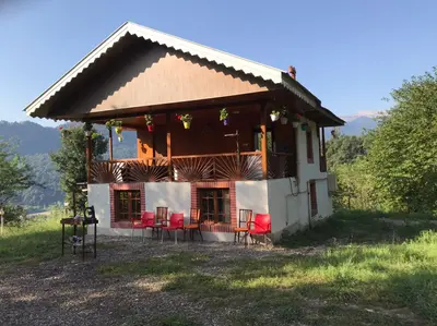 ویلا سه خوابه جنگلی لیشه کوه