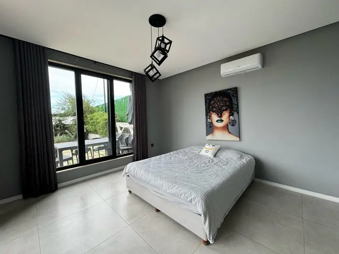 ویلا سه خوابه ساحلی استخردار آبگرم کاج 1