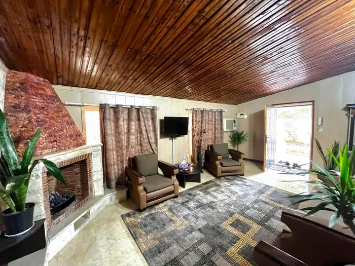 دوخوابه چوبی استخردار شایان