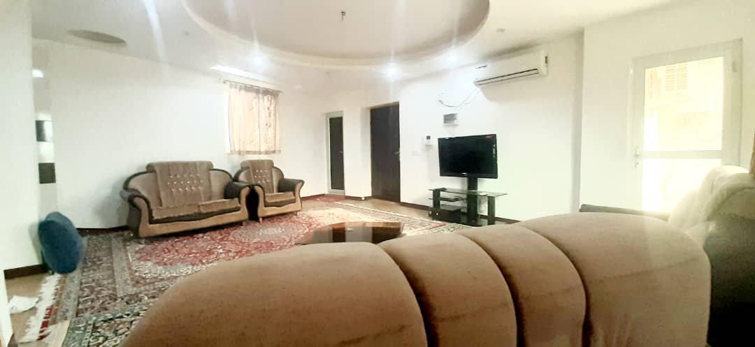 یک خوابه عمارت پدر ۲