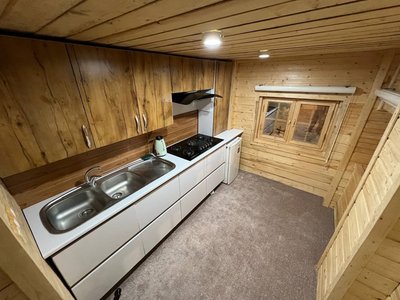 اقامتگاه سنتی نیما و نیکان - واحد ارغوان