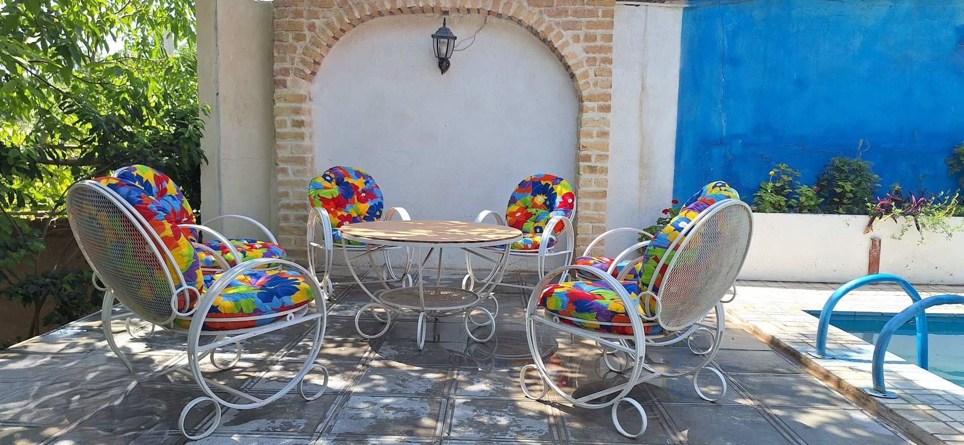 دوخوابه استخردار آبگرم ملک پدری