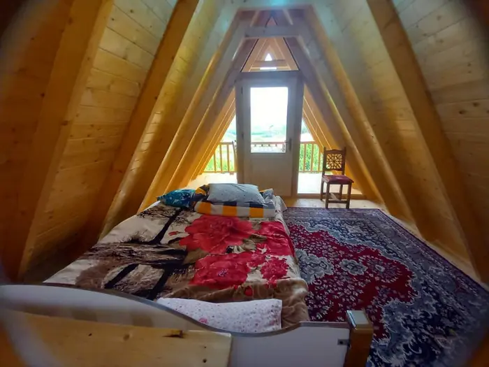 کلبه یک خوابه سوئیسی چهره 2