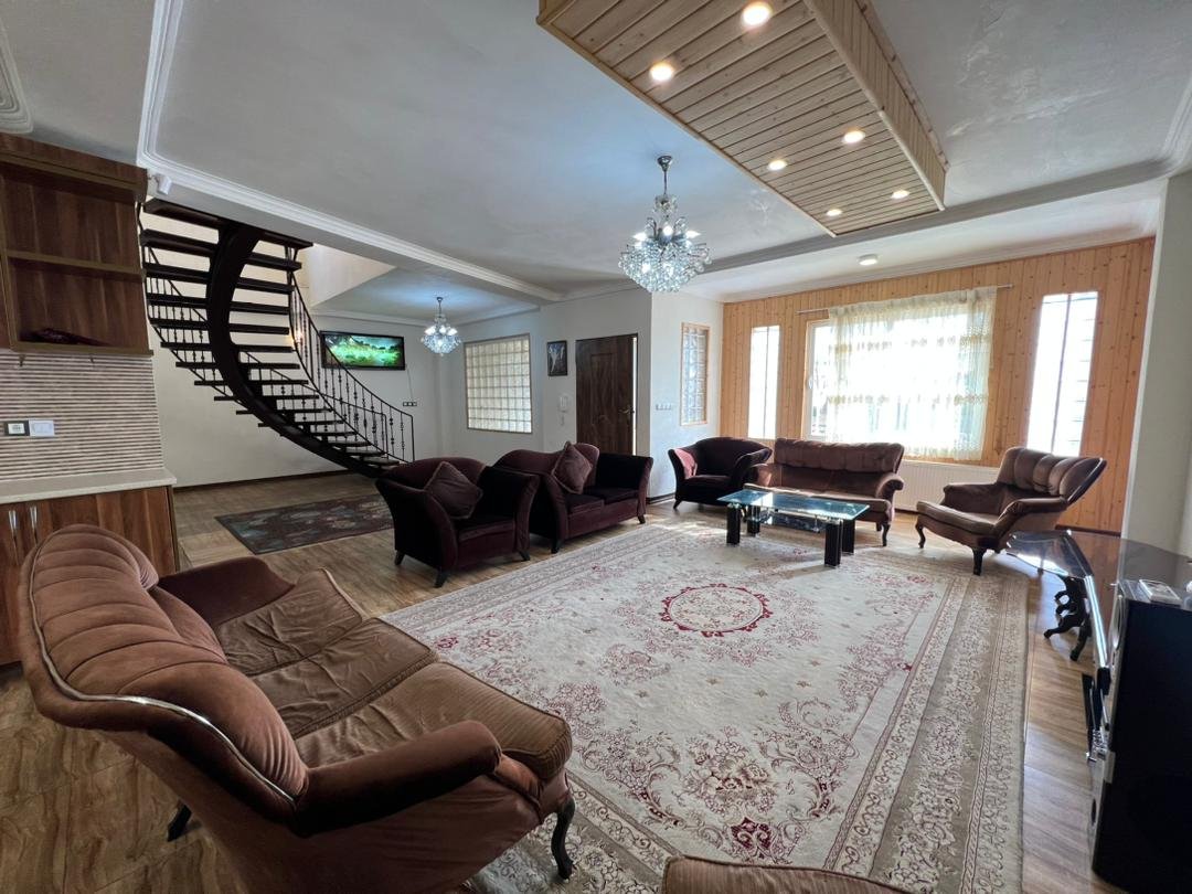 ویلا سه خوابه استخردار آبگرم ترنج