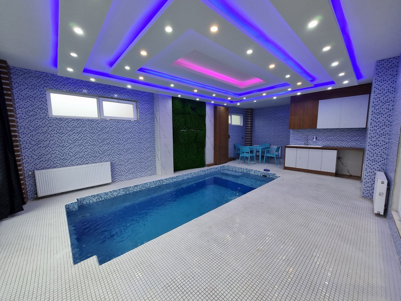 سه خوابه استخردار آبگرم سیترین