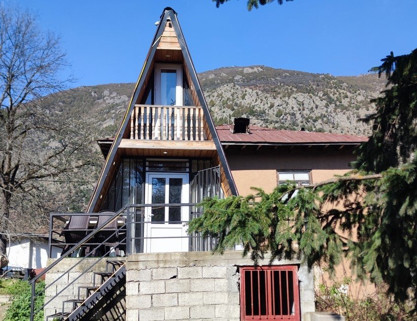 یک خوابه سوئیسی اشکان