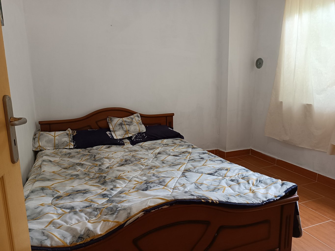 یک خوابه ساحلی نیکوکار