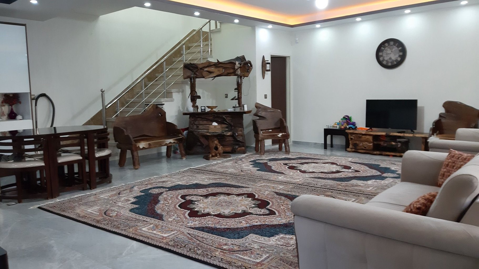 ویلا دوخوابه دوبلکس استخردار آبگرم کارن