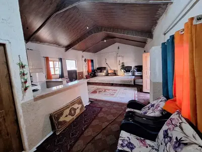 اقامتگاه سنتی گل و بلبل - واحد 3