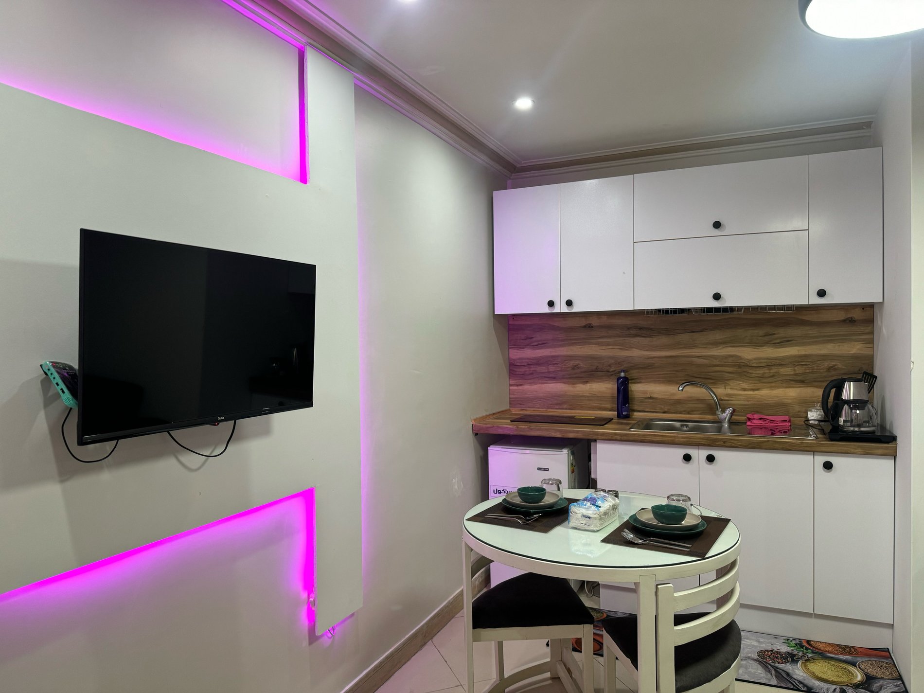 آپارتمان یک خوابه بهاران 7 پونک