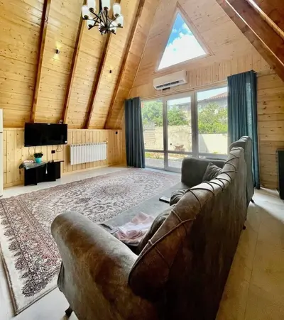 کلبه یک خوابه سوئیسی آرتیا