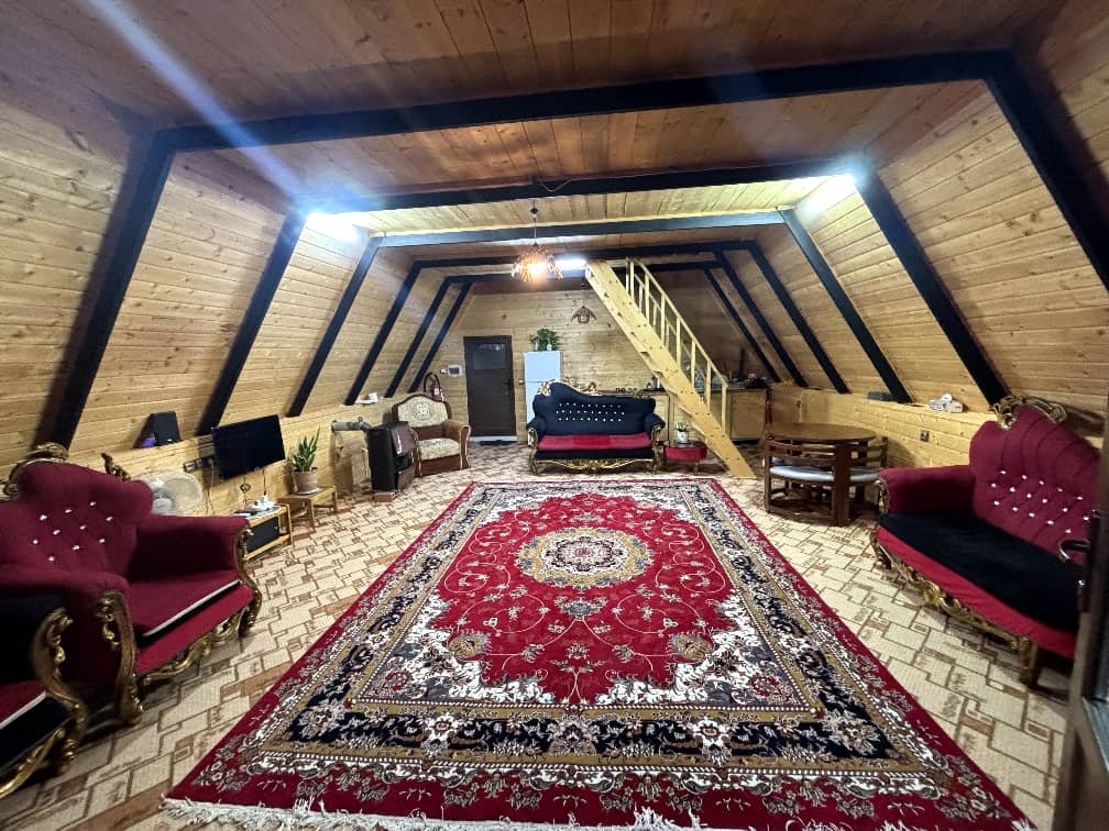 کلبه یک خوابه سوئیسی سوادکوه
