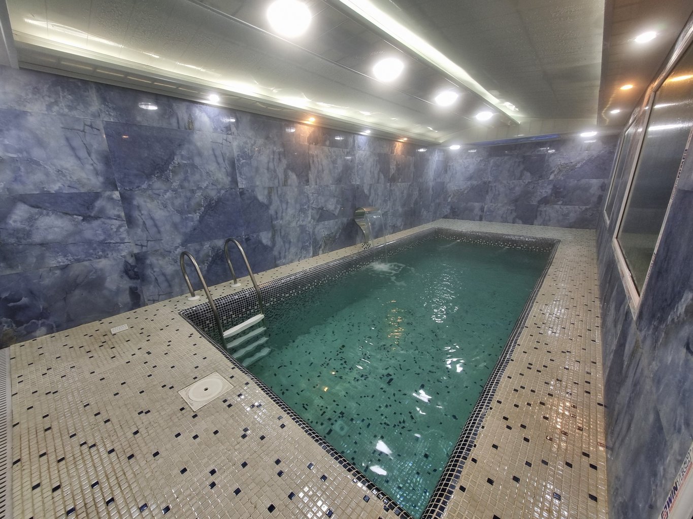 ویلا دوخوابه استخردار بابلسر۴