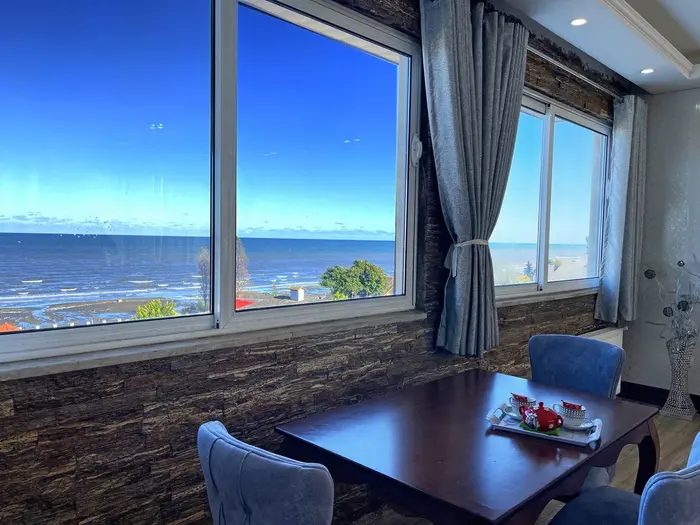 آپارتمان یک خوابه ساحلی ویلا ماه 8