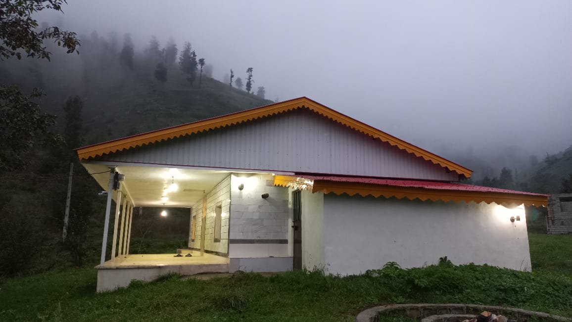 کلبه یک خوابه دشتیاری