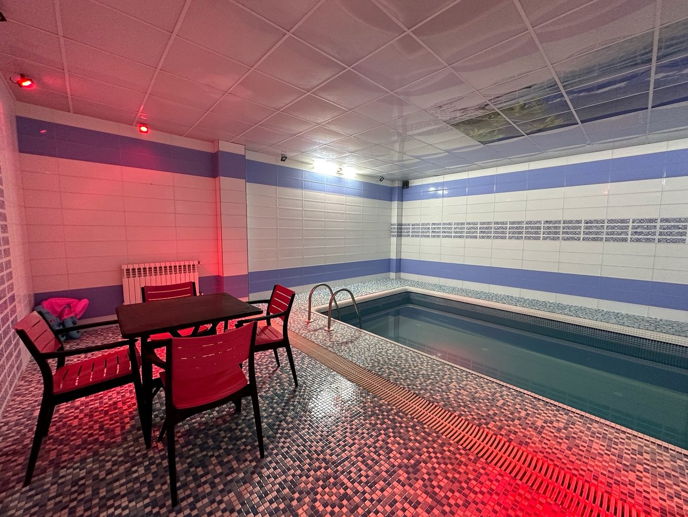 دوخوابه استخردار آبگرم گودرزی