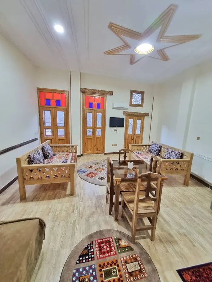 سوئیت آبشار واحد مزور