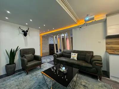 آپارتمان فلت جکوزی دار بهاران 5 پونک