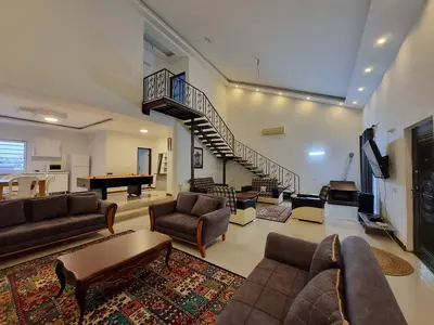 ویلا سه خوابه استخردار آبگرم قوی سفید 1