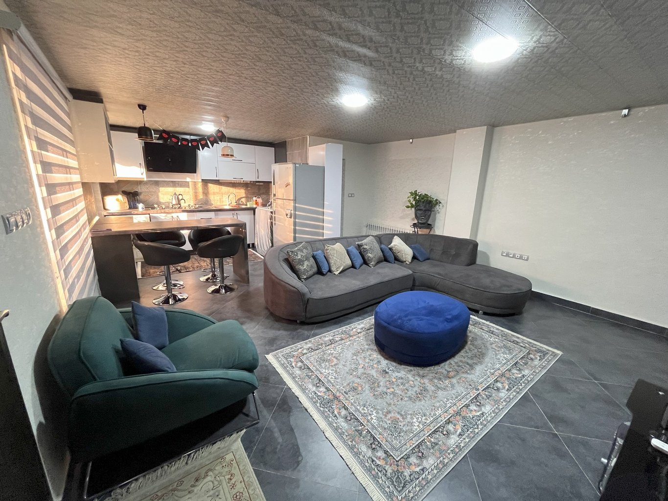 دوخوابه ساحلی شینیما