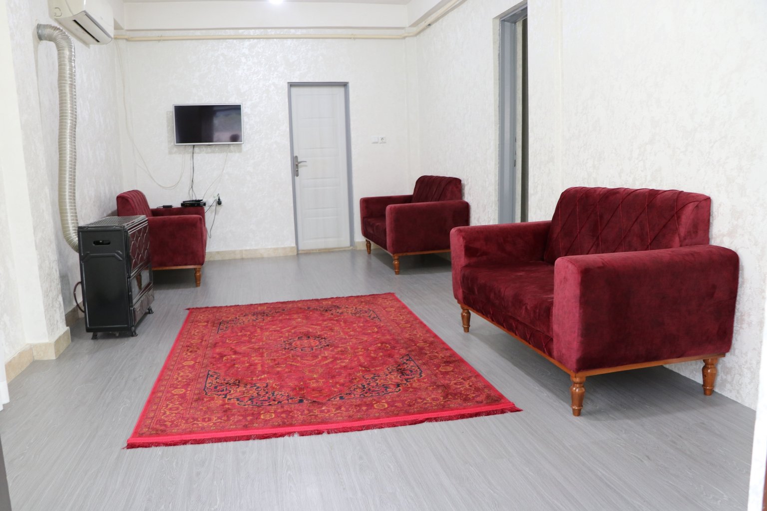 دوخوابه استخردار آبگرم خمام