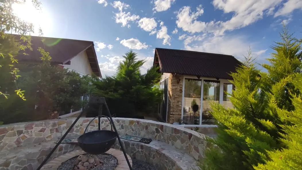 بوم گردی یونا - واحد ۲