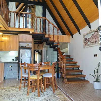 کلبه دوخوابه سوئیسی شب خاطرها