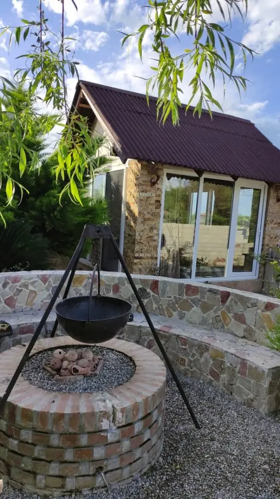 بوم گردی یونا - واحد ۲