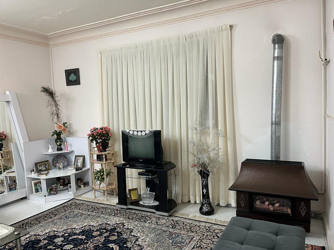 آپارتمان یک خوابه لاکانی