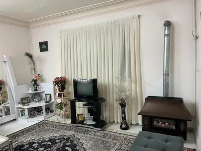 آپارتمان یک خوابه لاکانی