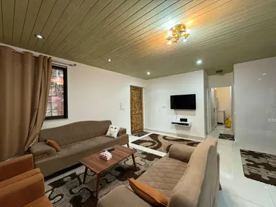 ویلا سه خوابه باغ پاسداران