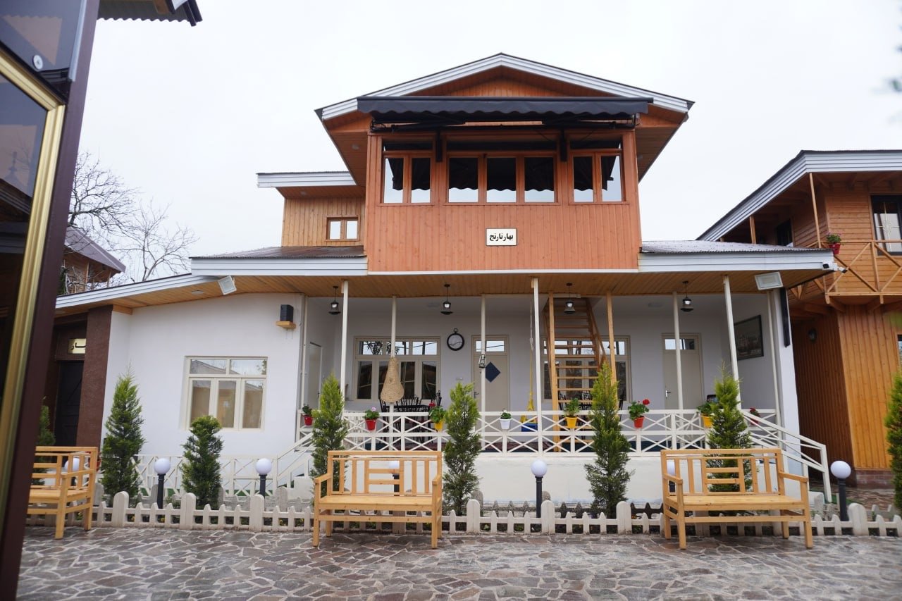 دوخوابه بهارنارنج نیما و نیکان