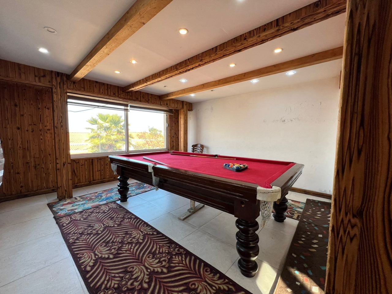 چهارخوابه استخردار آبگرم چوبی