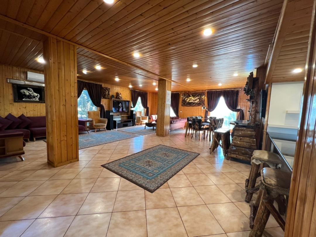 هشت خوابه استخردار پارک آبی آبگرم سبز