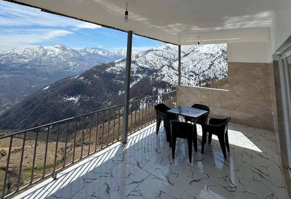 سوئیت دوخوابه کرمی 1