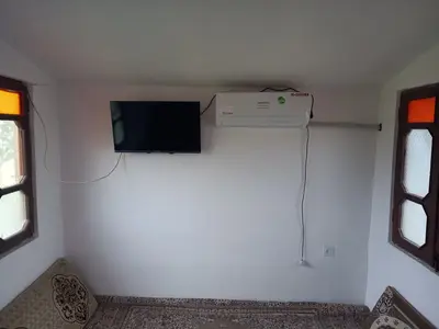 بومگردی امیرِستون - واحد 5