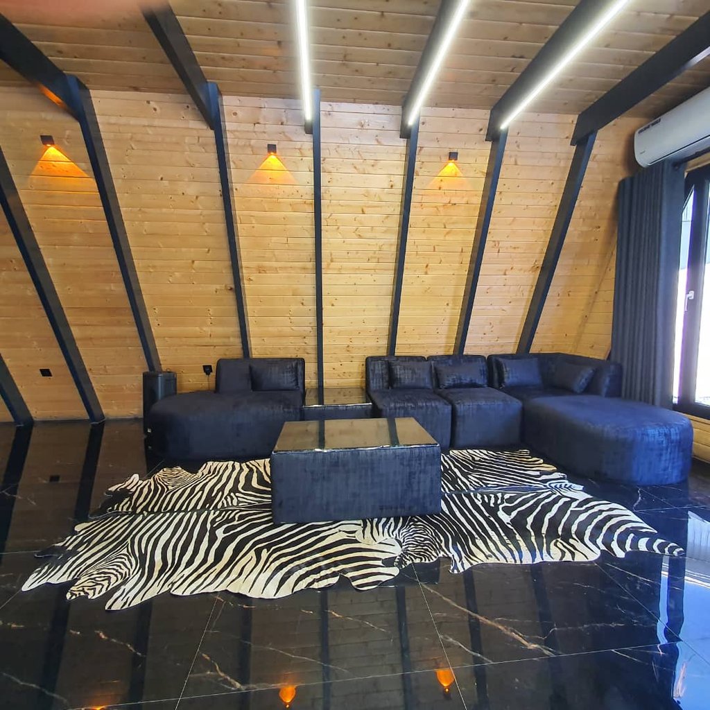 کلبه دوخوابه استخردار آبگرم اِل آمور