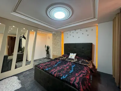 آپارتمان فلت جکوزی دار بهاران 5 پونک