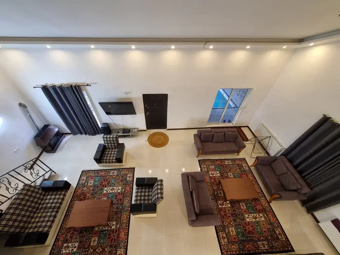 ویلا سه خوابه استخردار آبگرم قوی سفید 1