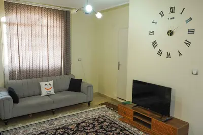 آپارتمان یک خوابه زند 5