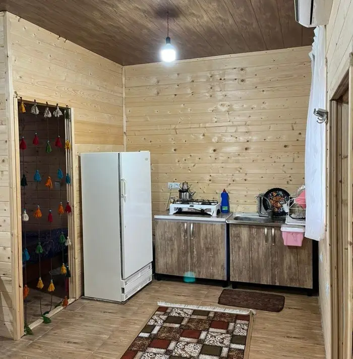 کلبه یک خوابه چوبی آرامش ۲