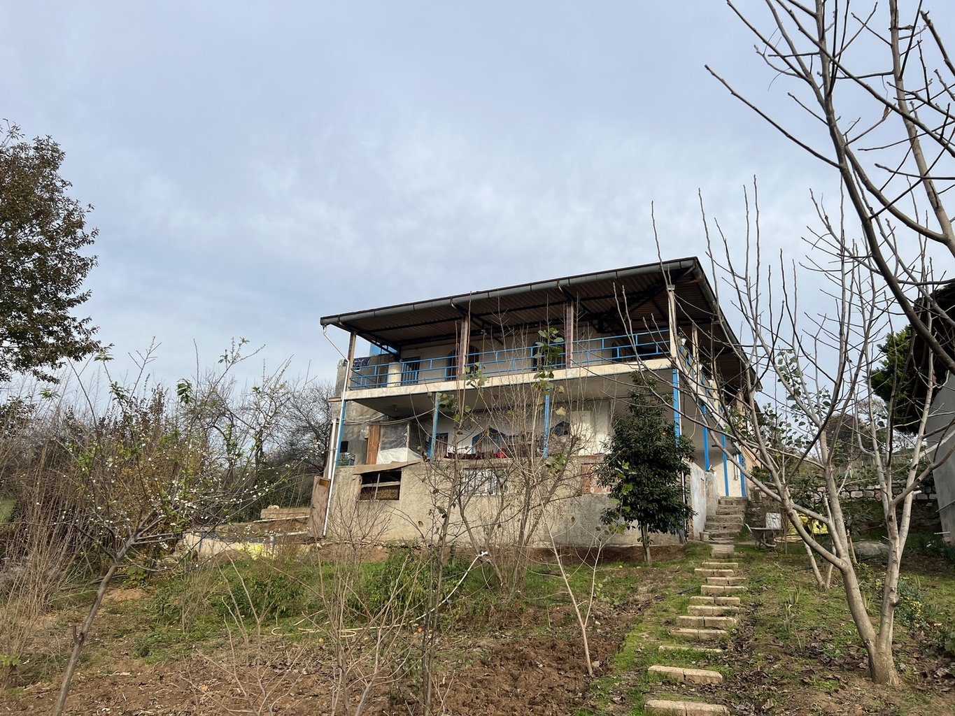 اقامتگاه سنتی گل باغ باران - واحد یک خوابه گل رز