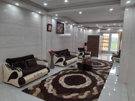 سوئیت فلت بام دار احمد