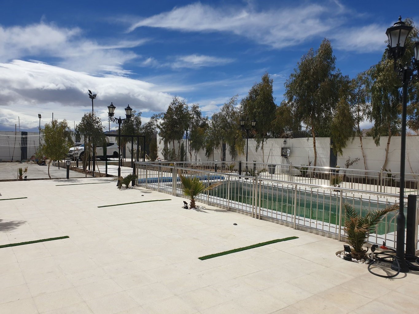 ویلا یک خوابه استخردار بهاران جوزدان