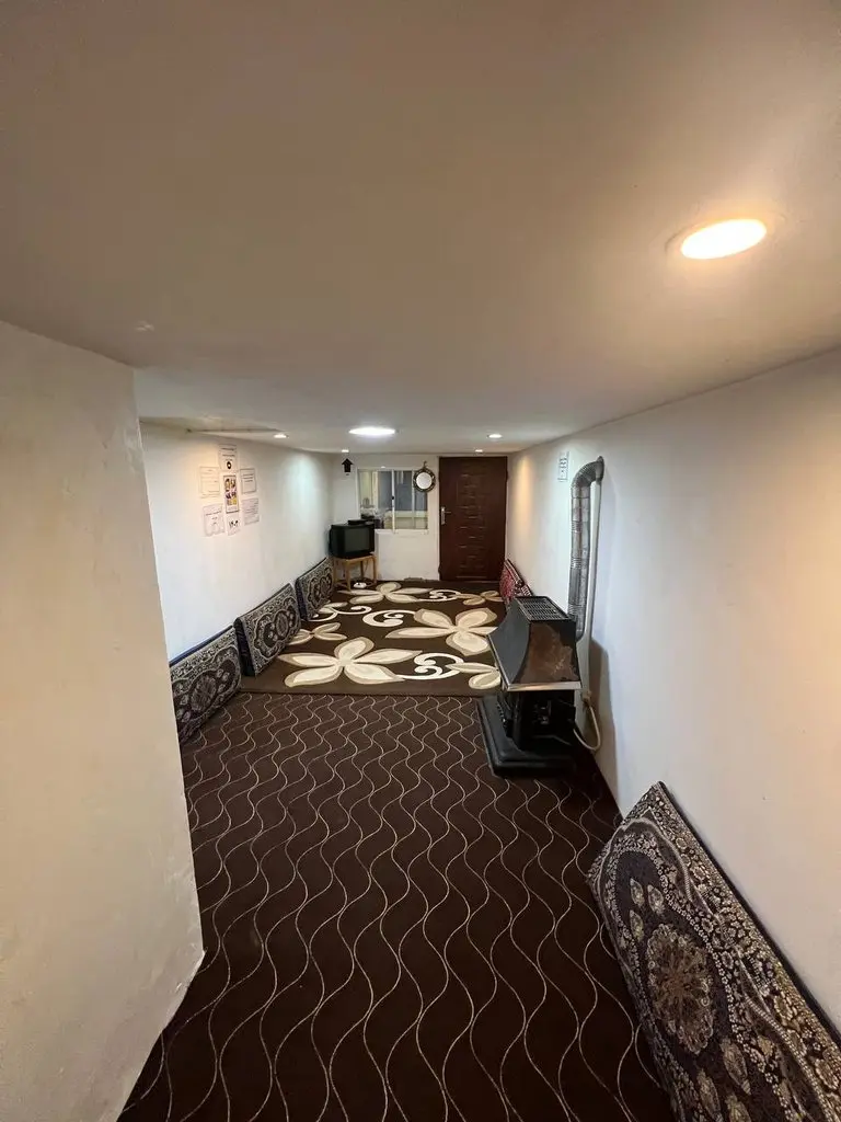 بوم گردی فلخانه - واحد بهار خواب