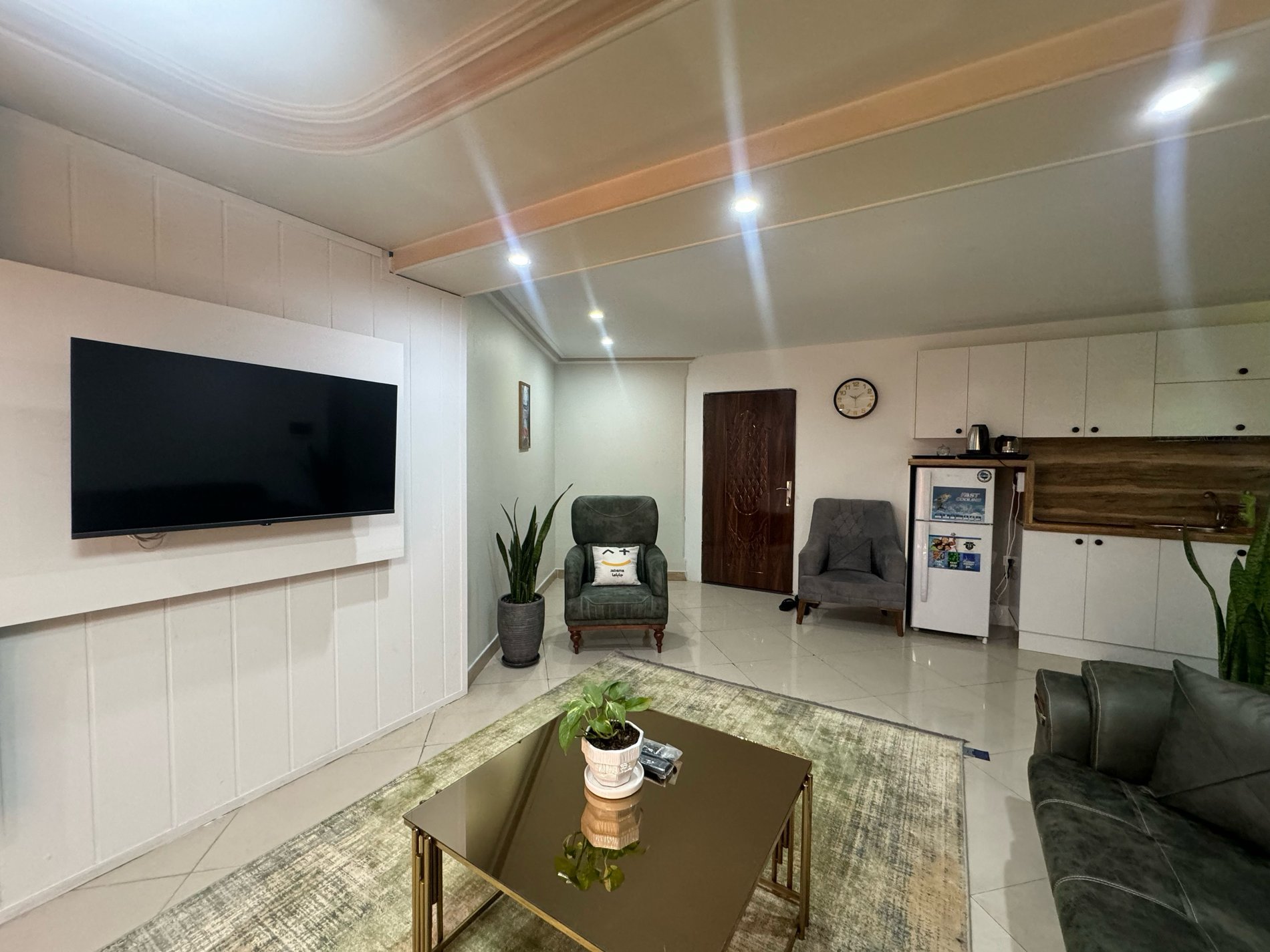 آپارتمان یک خوابه بهاران 8 پونک