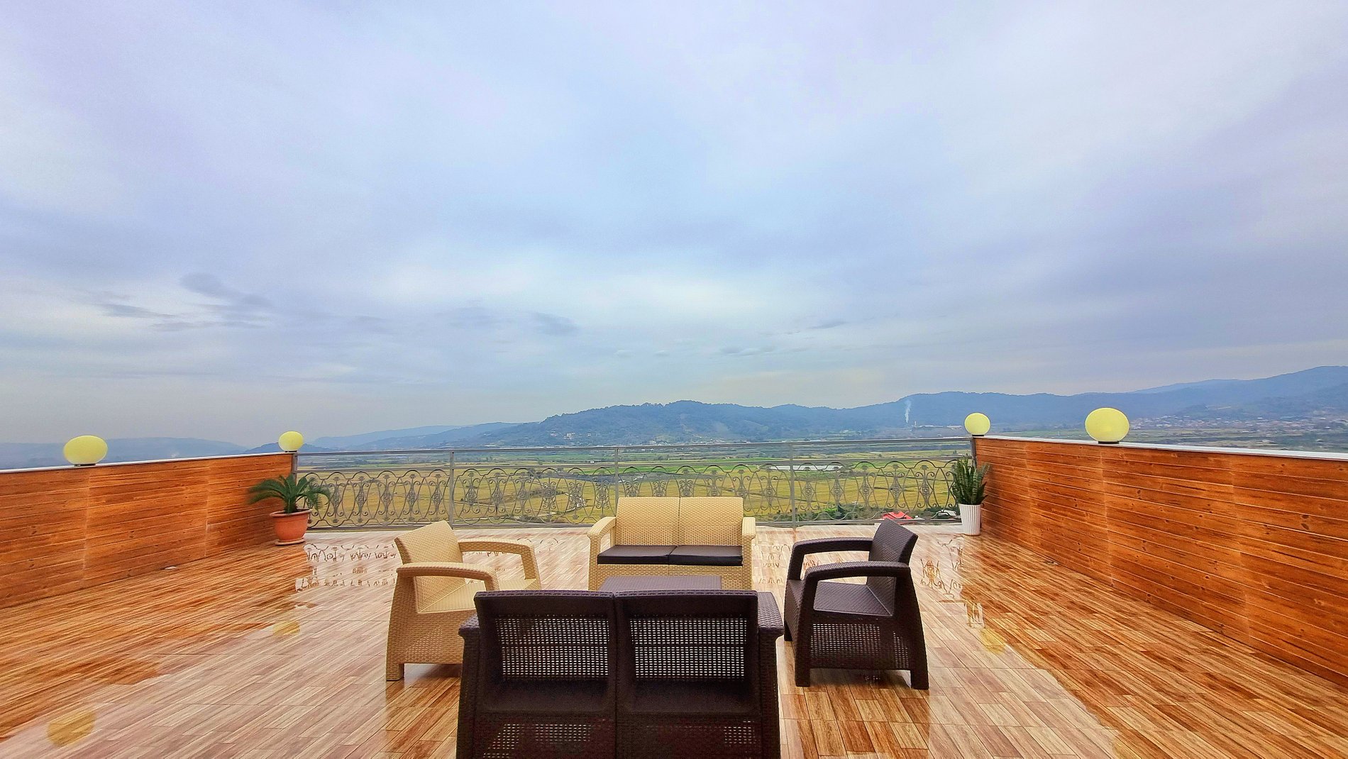 اقامتگاه سنتی بام شیرگاه - واحد شاه نشین